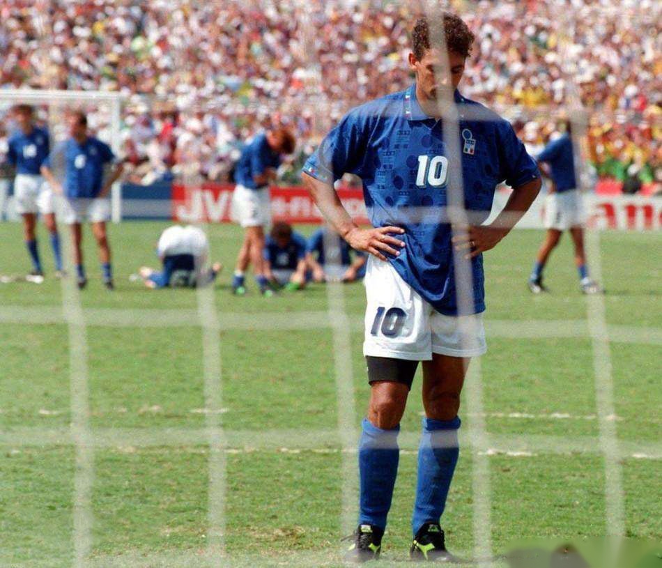 奥巴马射失关键点球，曼联难逃出局